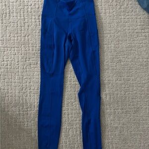Blue High-Waisted Leggings